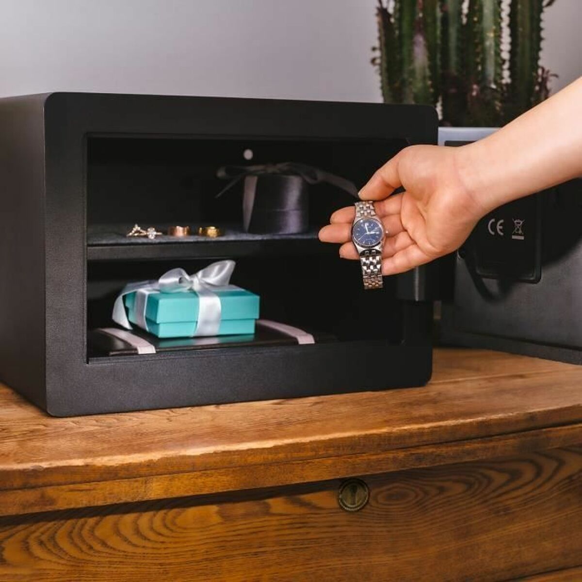 V6H114B2D221B6F27098DAE4B3BF30595D8R6428409P5