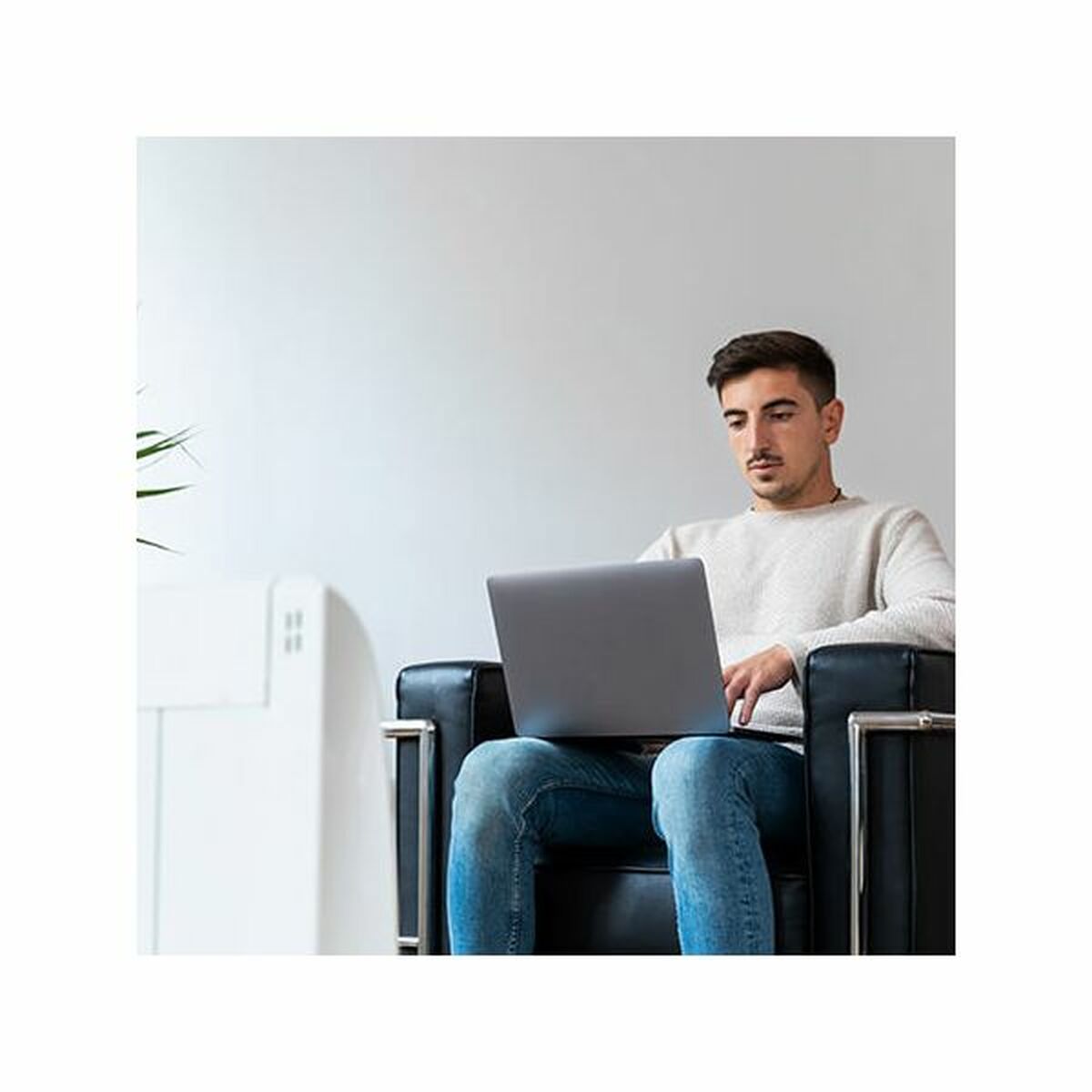 V10HA05DA7633D2BDE9E4CFE95357E4C01F9R3218598P5